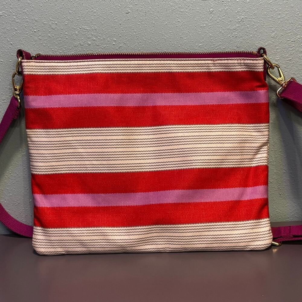 Fossil Key-Per Striped Canvas Crossbody Bag Pink Red Horizon Stripe Gold Snap - Picture 7 of 9